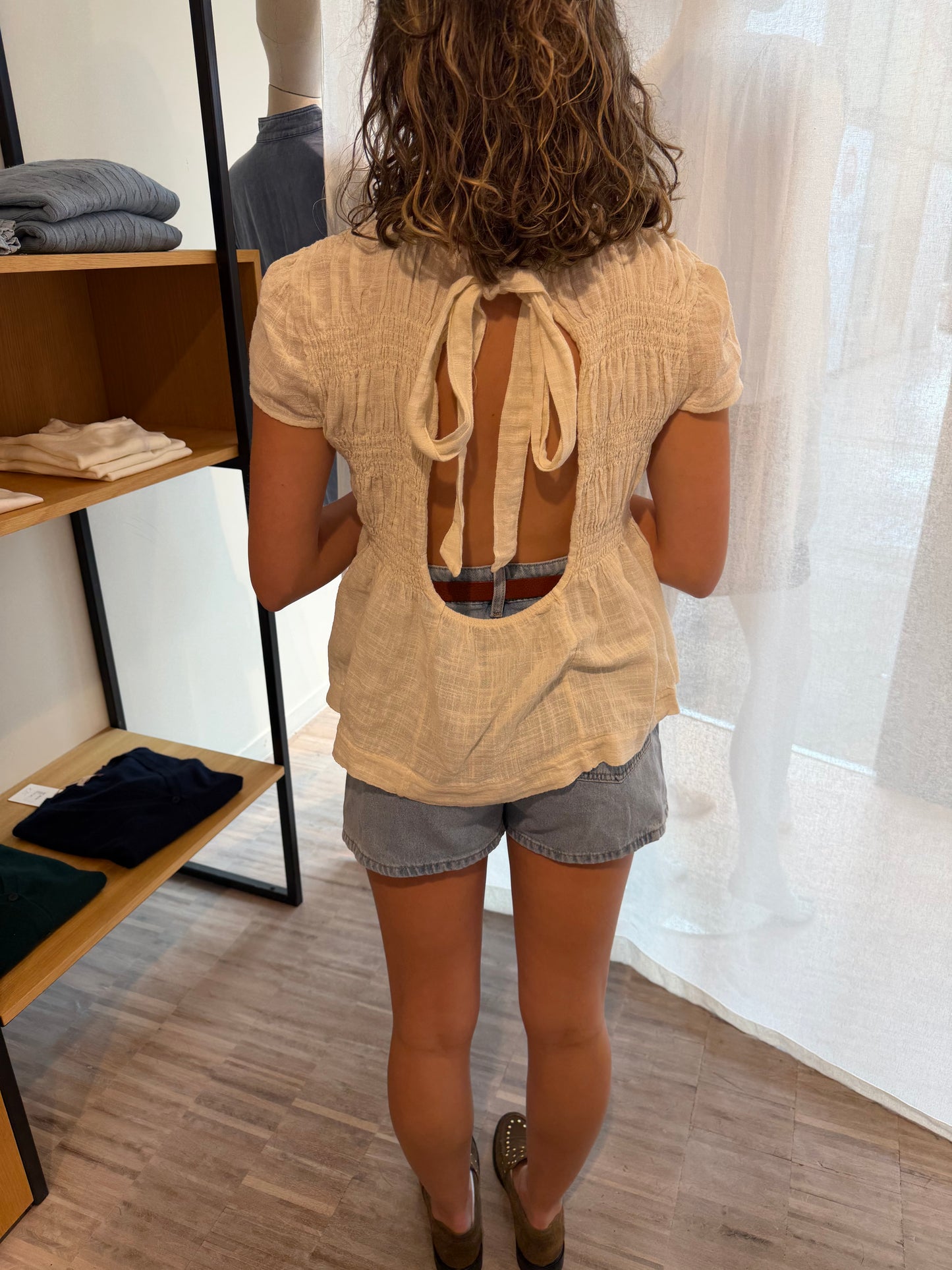 ELKE TOP BEIGE
