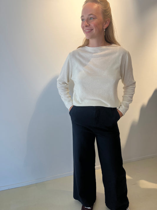 Pull met cashmere boothals wit