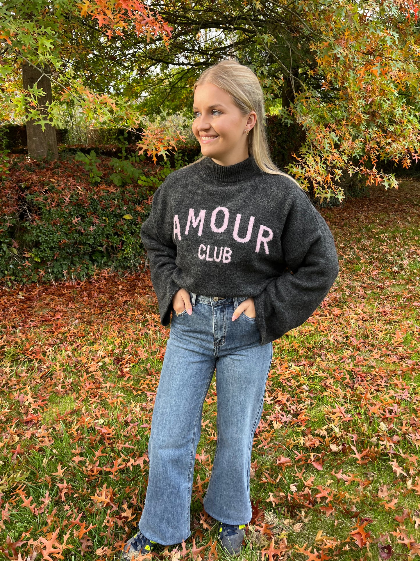 AMOUR CLUB TRUI CHARCOAL