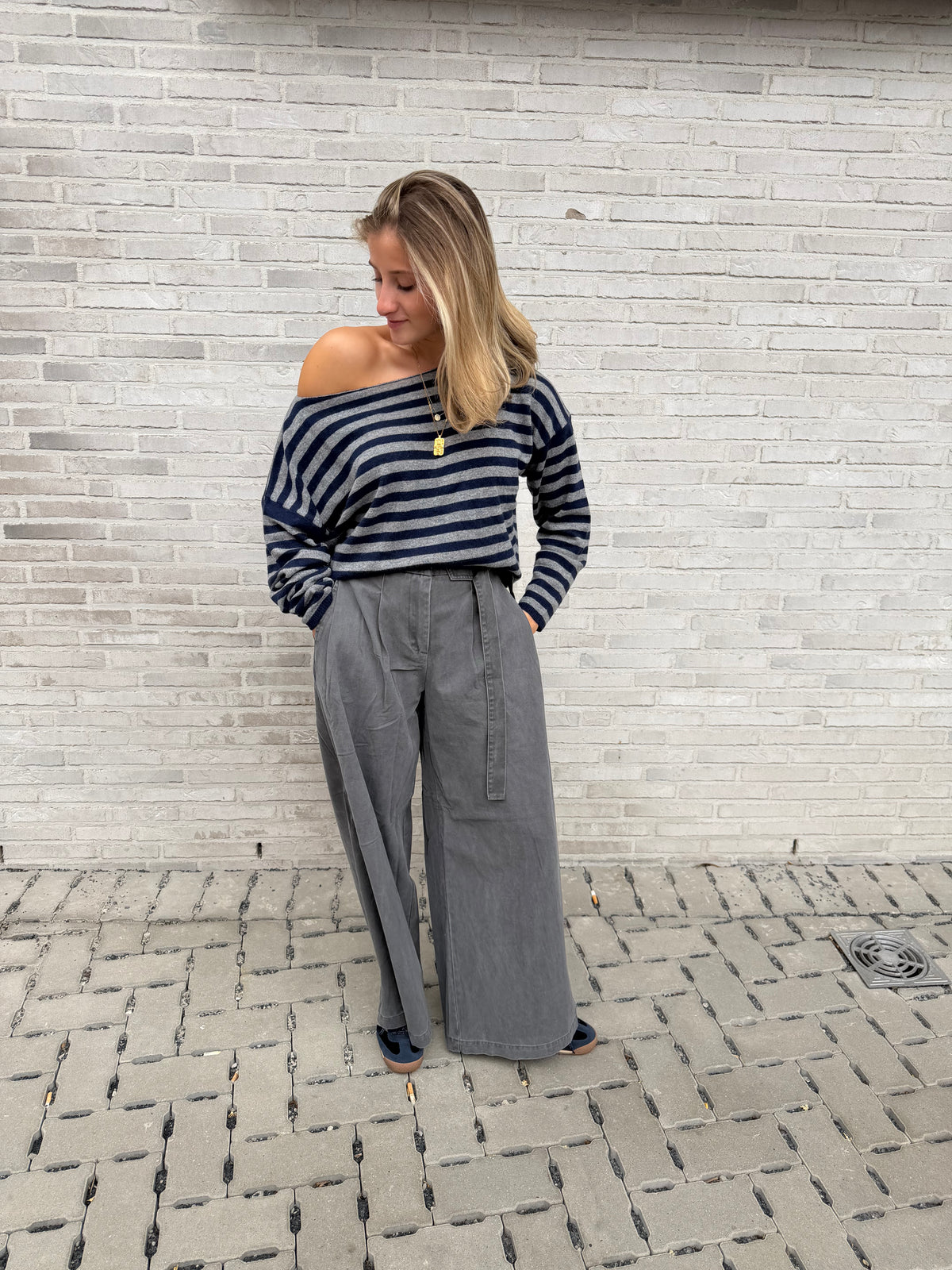 JOELLE OFF SHOULDER MARINE/GRIJS