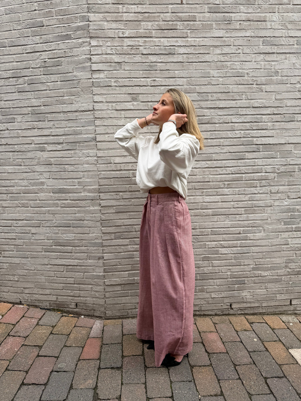 MIEKE BROEK ROOD