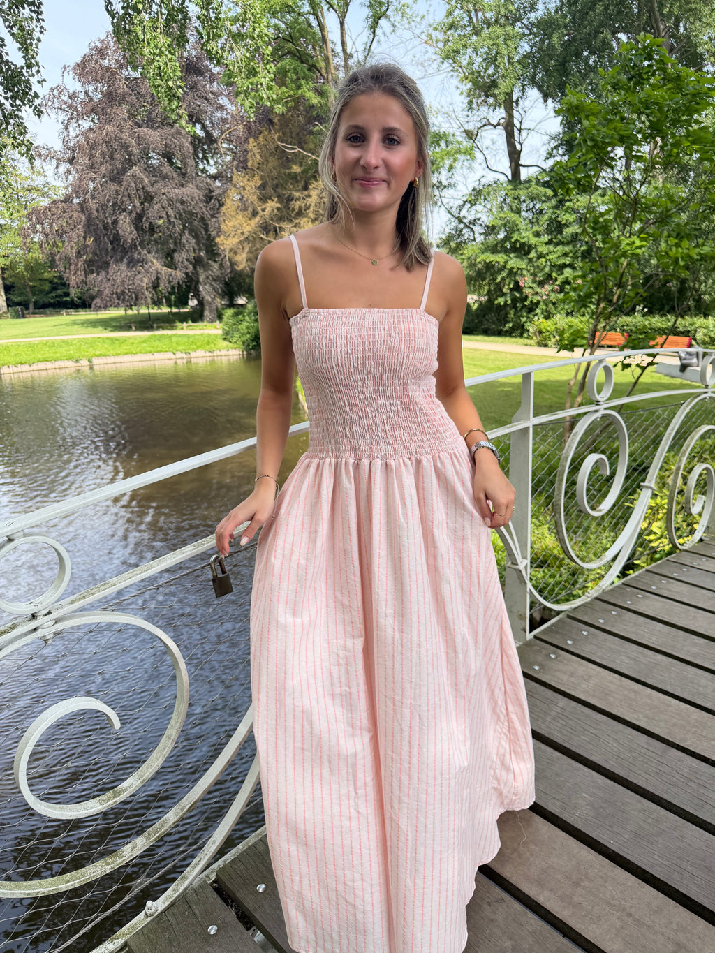 BELLE LANGE JURK ROZE