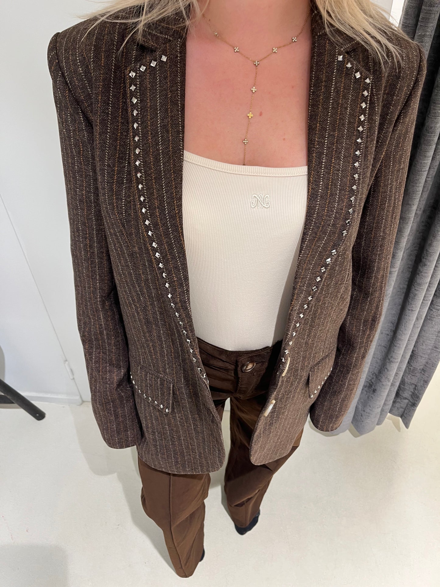 PAO BLAZER STUDS CHOCOLADE
