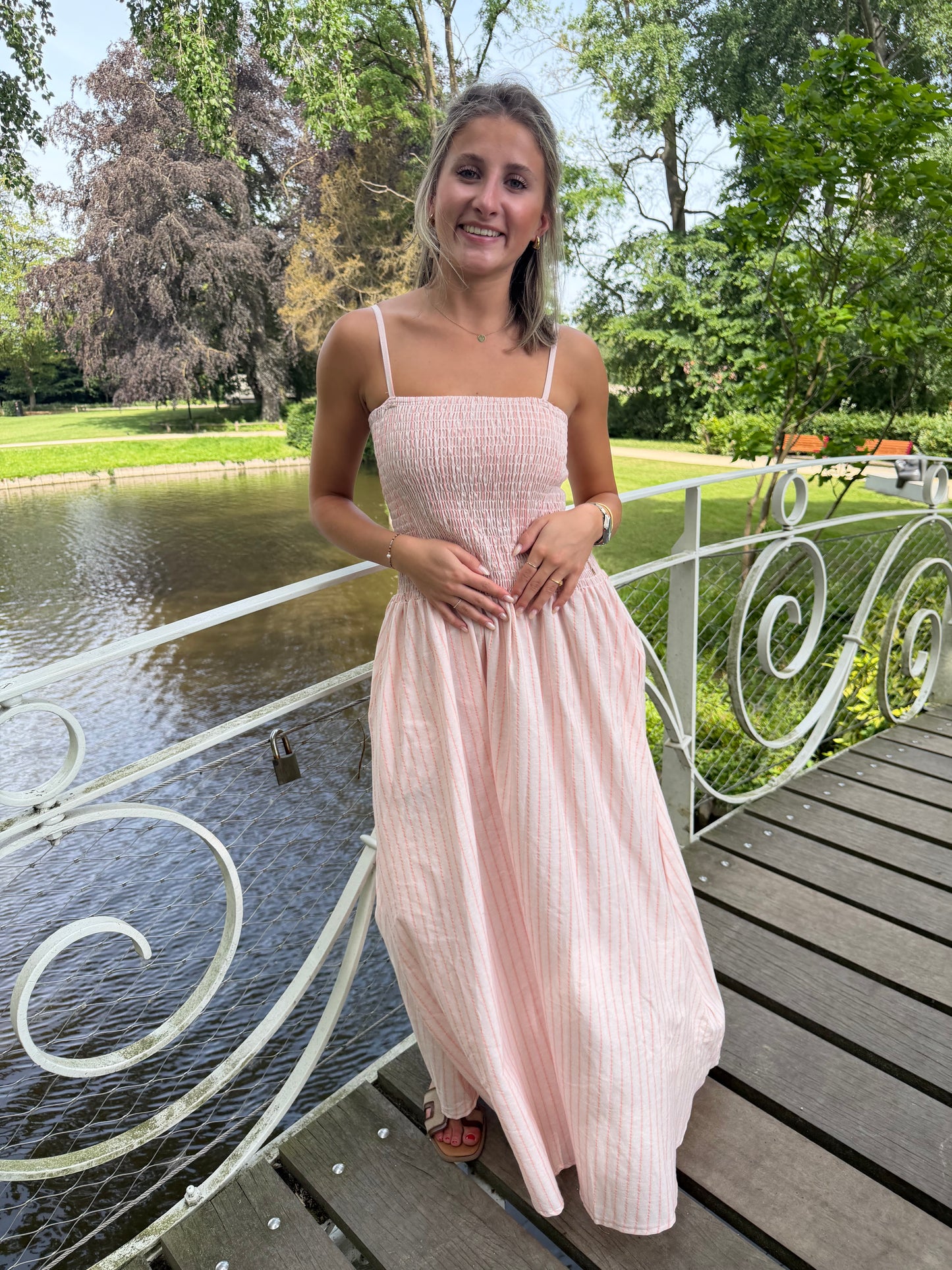 BELLE LANGE JURK ROZE
