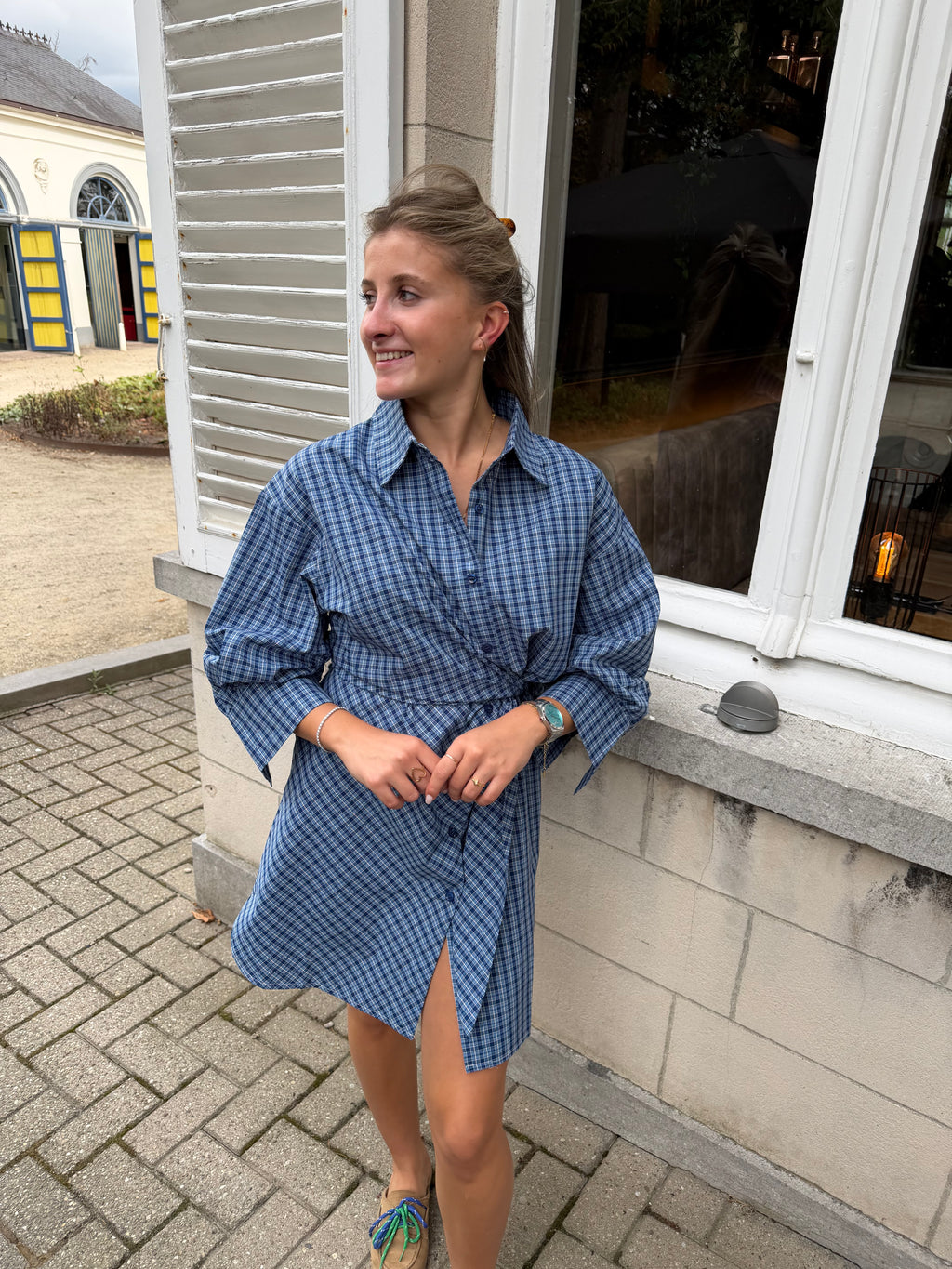 ROBE MORGAN À CARREAUX BLEUE