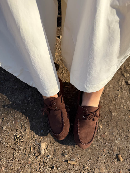 BRUINE BOOTSCHOENTJES